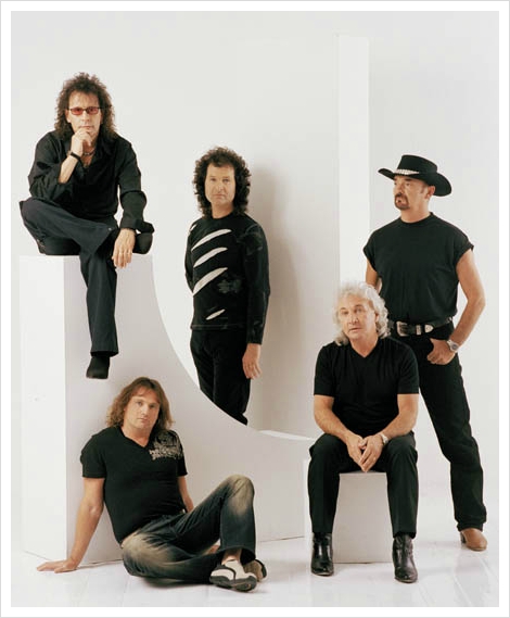 SMOKIE139270972.jpg